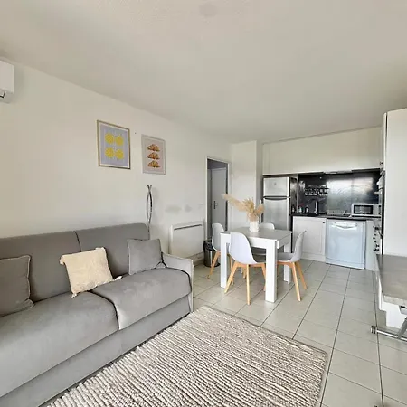 2 Pieces Avec Terrasse, Proche Des Plages Apartman Fréjus