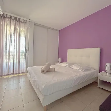 شقة 2 Pieces Avec Terrasse, Proche Des Plages Fréjus